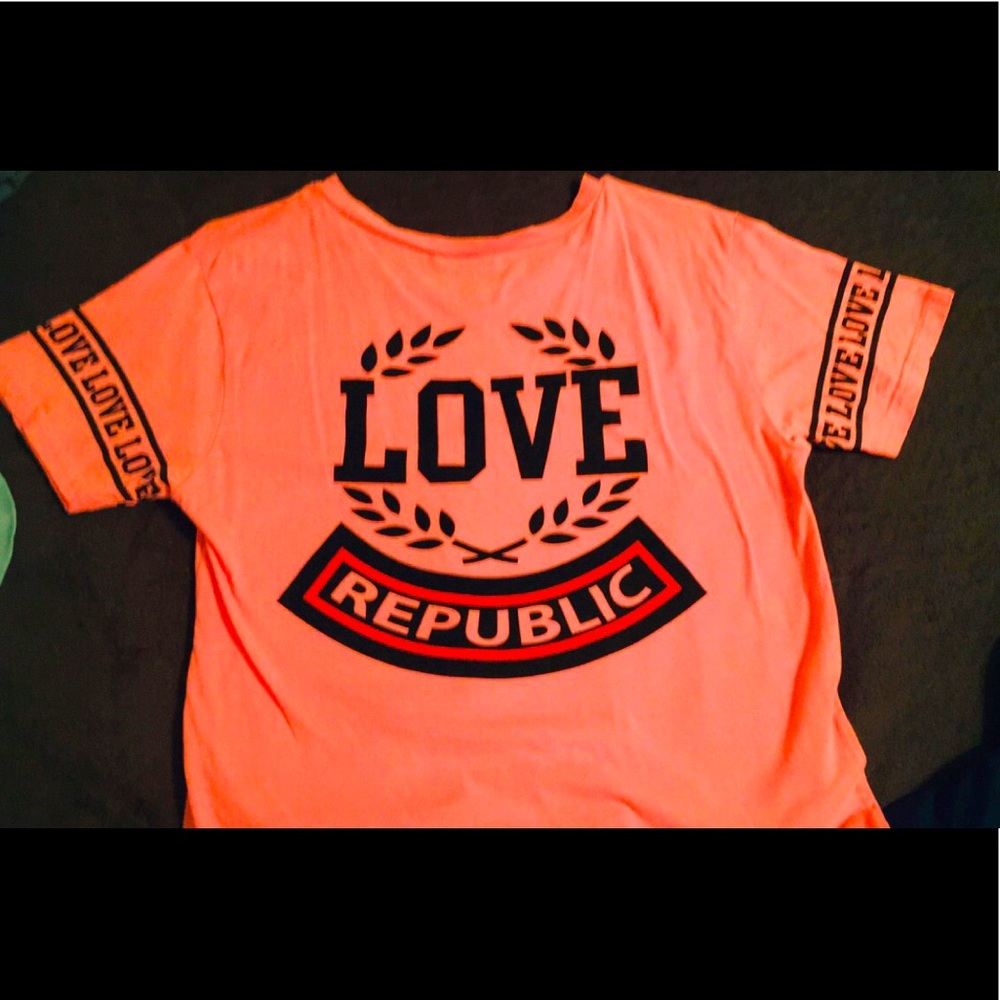 PINK Love Shirt